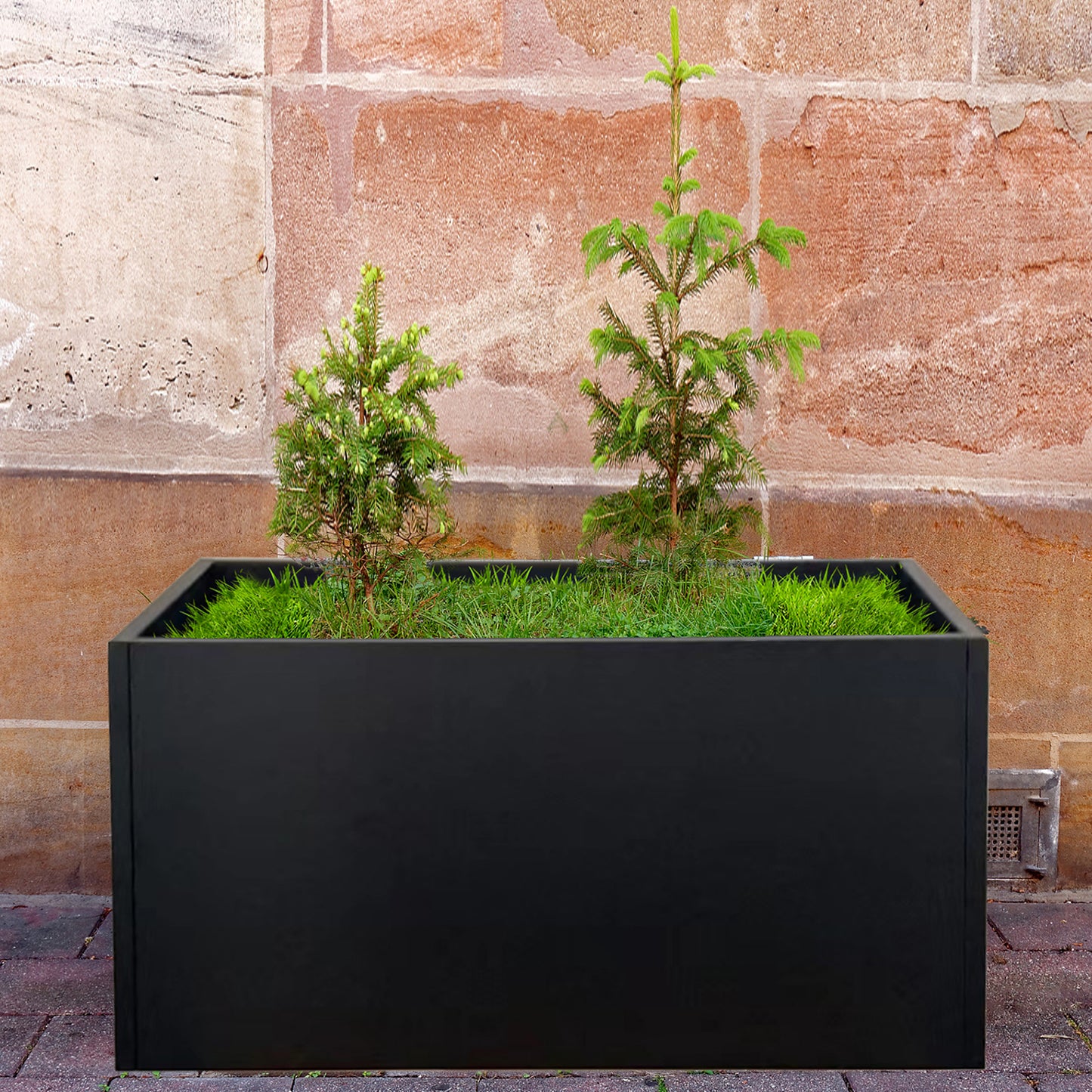 Spray Painting Metal Planter