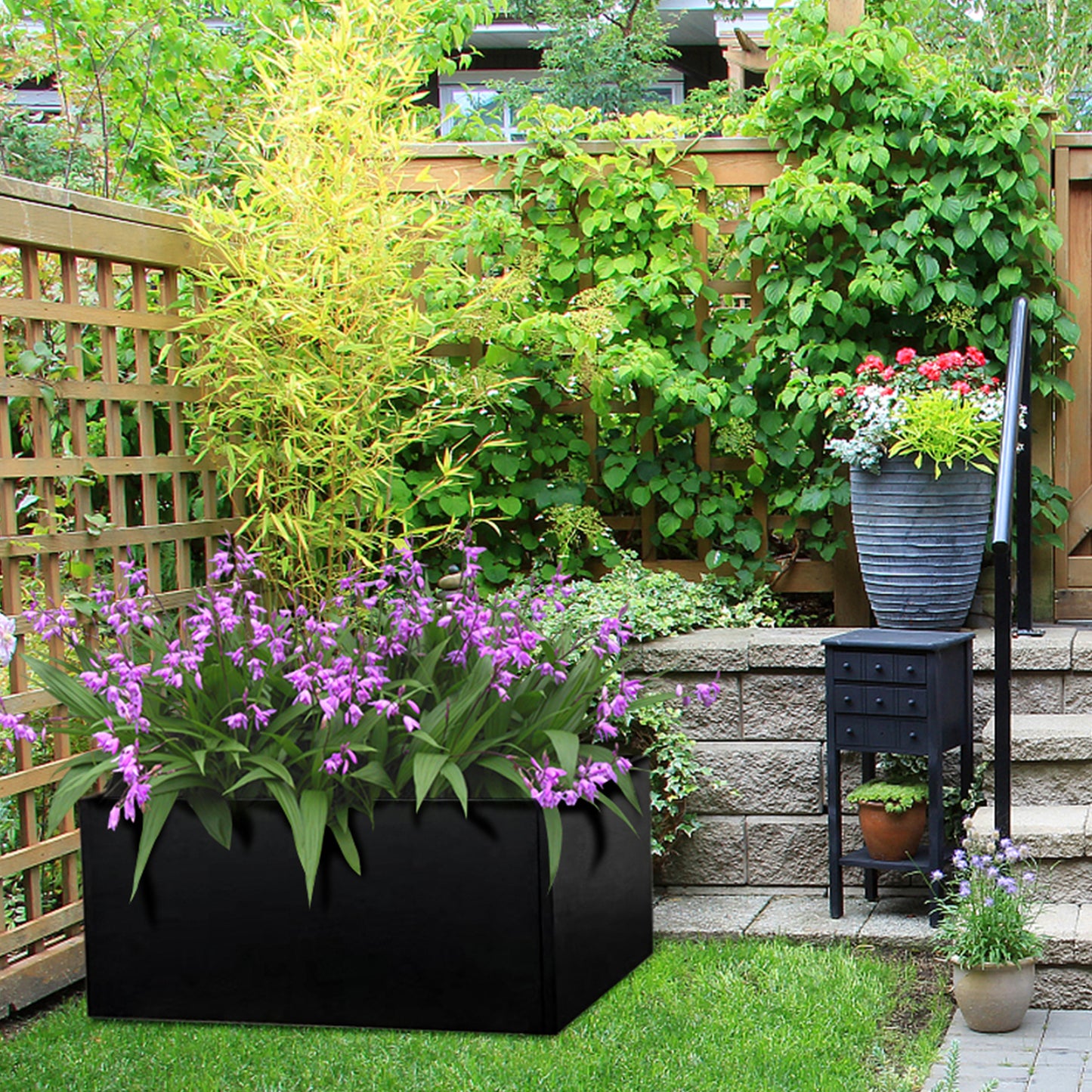 Spray Painting Metal Planter